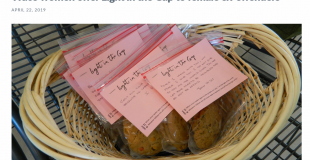 Light in the Gap volunteers provide homemade cookies—packaged in plastic bags along with an encouraging Scripture verse—to recently released female ex-offenders.