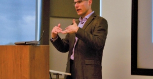 Doug Smith explains how a prison provided melted ice in cups of water to avoid a lawsuit due to lack of air conditioning in the Texas heat. Prisons could reach up to 120 degrees.